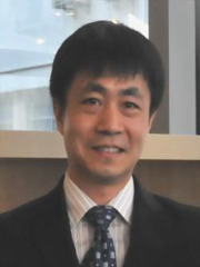 易凌峰 教授