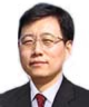 罗保华