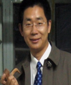 刘训练 博士