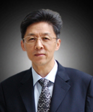 谭跃